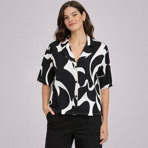 A New Day Abstract Print Blouse Top Xs Short Sleeved Black White